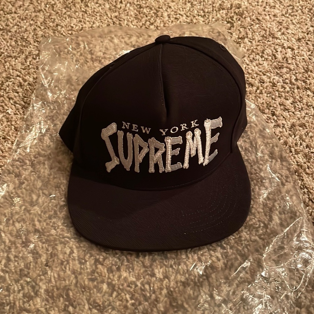 Supreme bones logo 5 panel